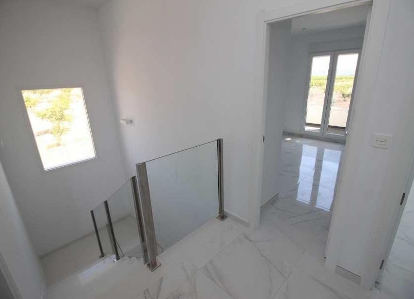 Obra nueva - Villa / Casa - Pinoso