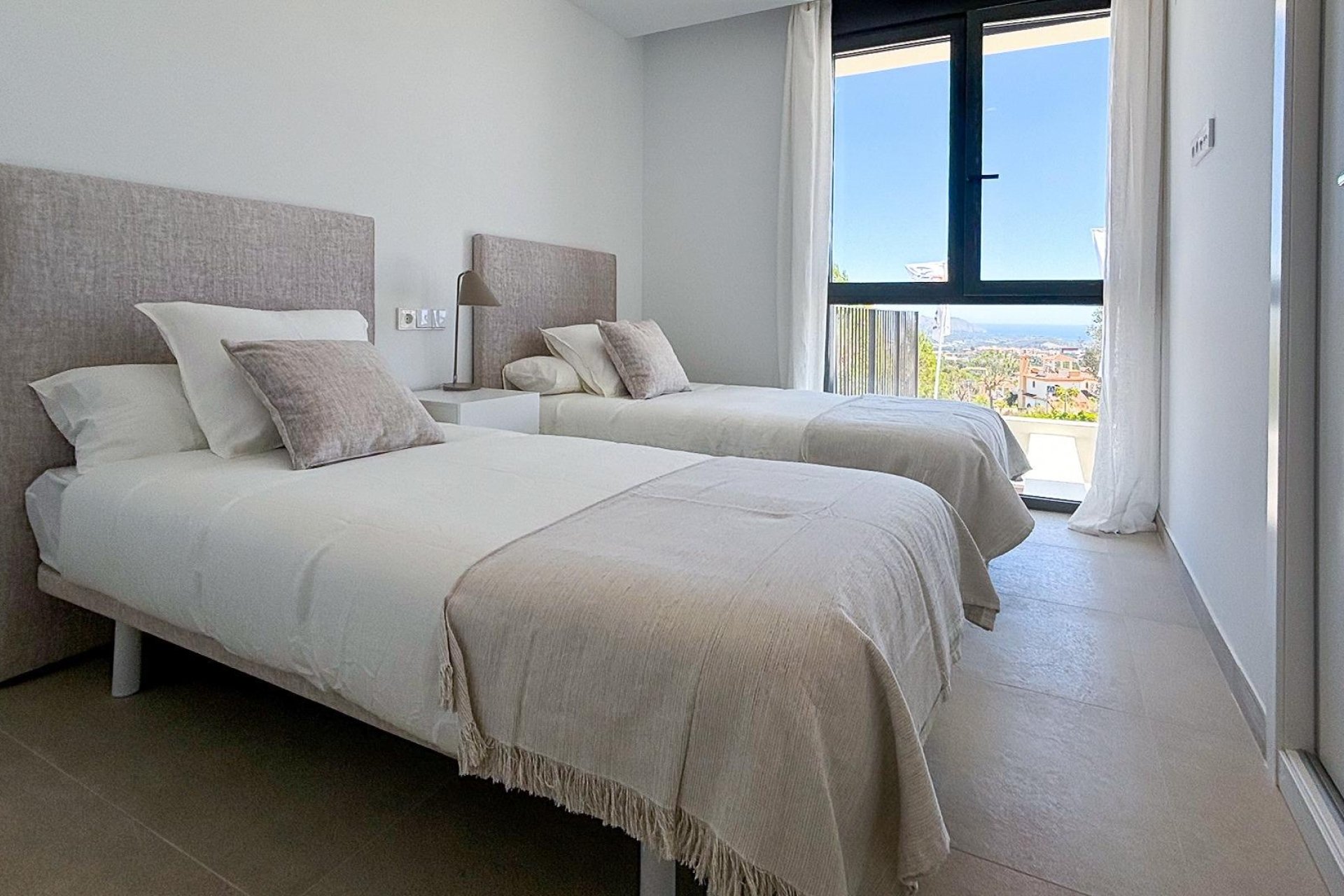 Obra nueva - Villa / Casa - Polop