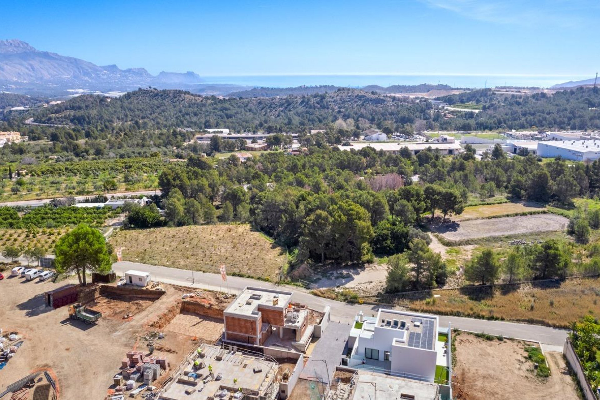 Obra nueva - Villa / Casa - Polop