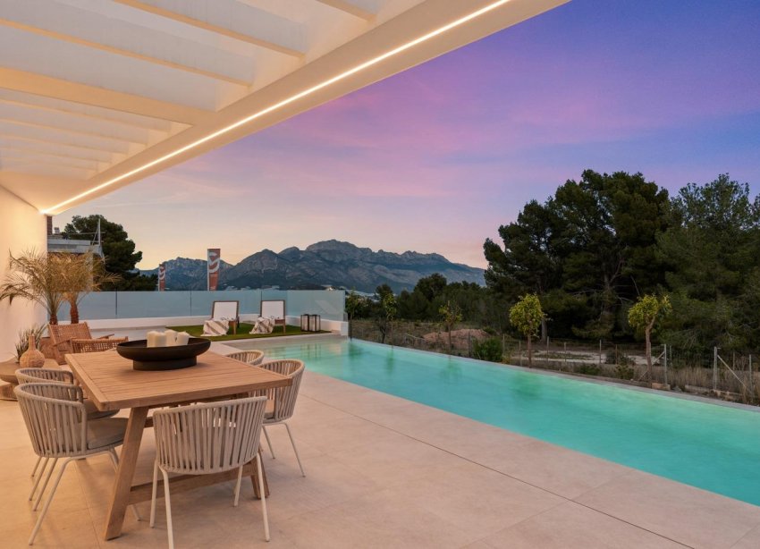 Obra nueva - Villa / Casa - Polop