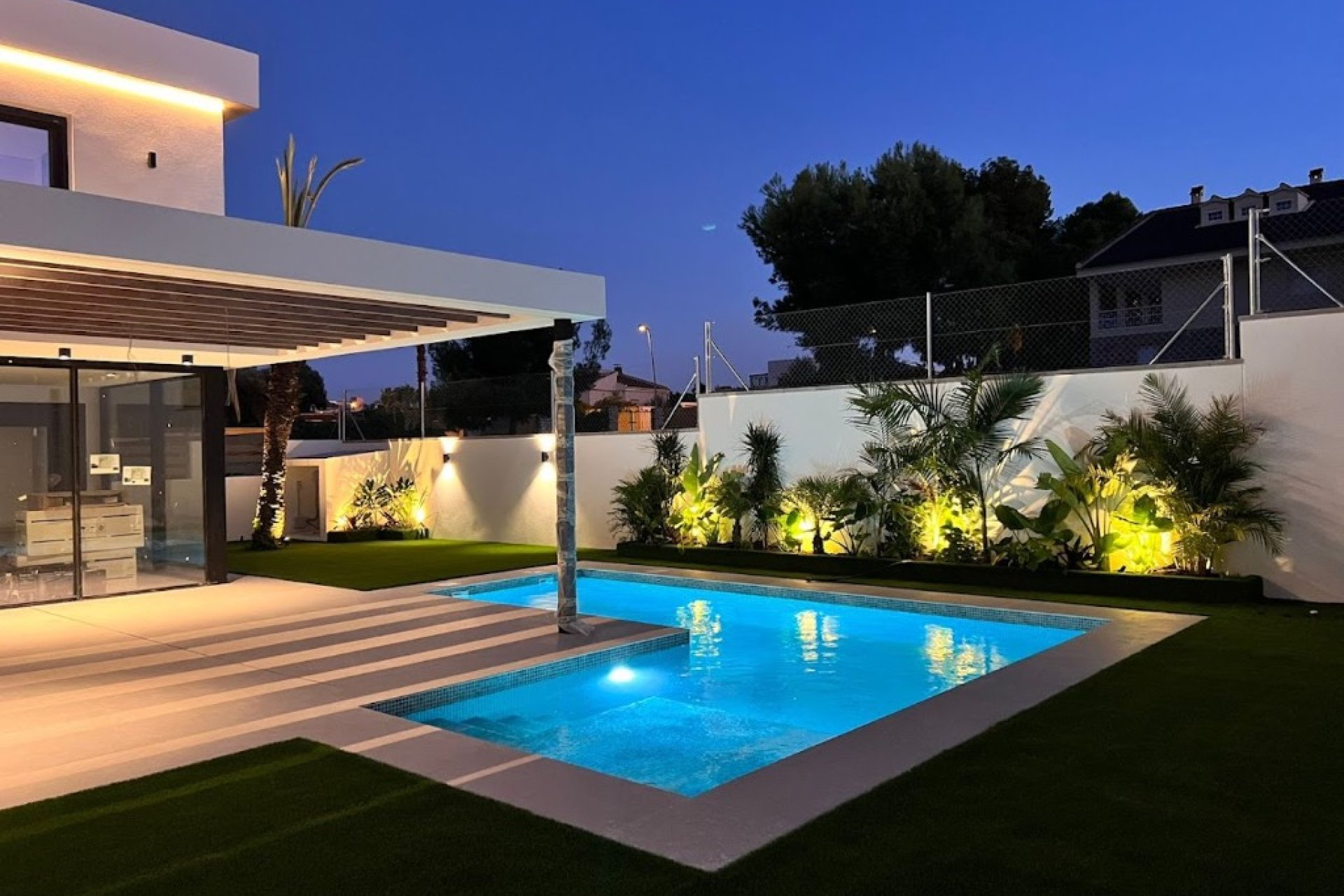 Obra nueva - Villa - Costa Blanca - Orihuela Costa