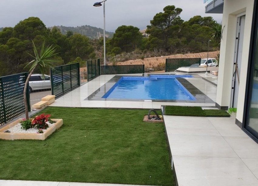 Obra nueva - Villa - Finestrat - Campana Garden