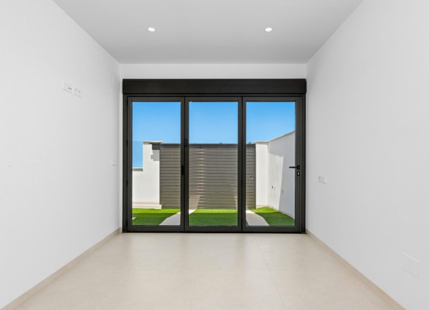 Obra nueva - Villa - Los Alcazares - Serena Golf