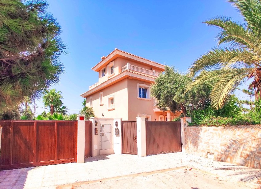 Obra nueva - Villa - Orihuela Costa - Cabo Roig