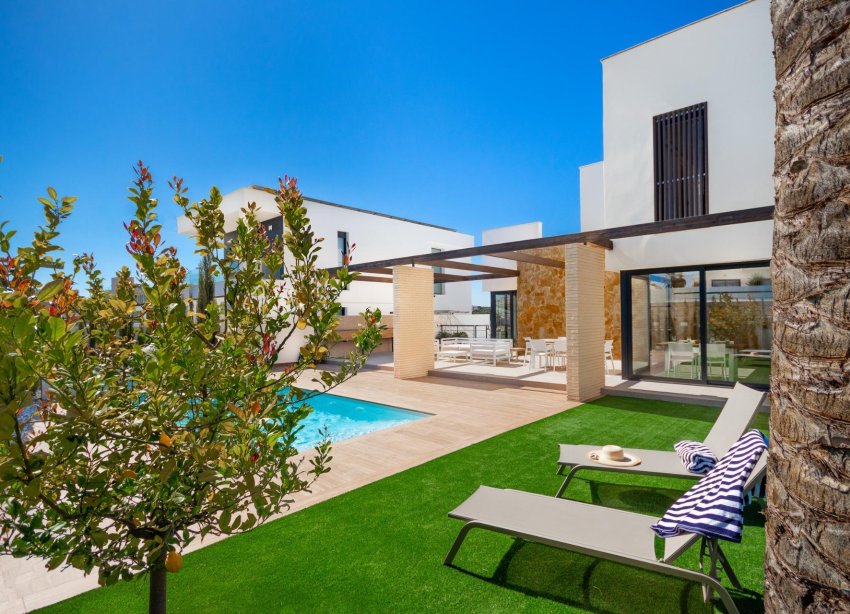 Obra nueva - Villa - Orihuela Costa - Campoamor