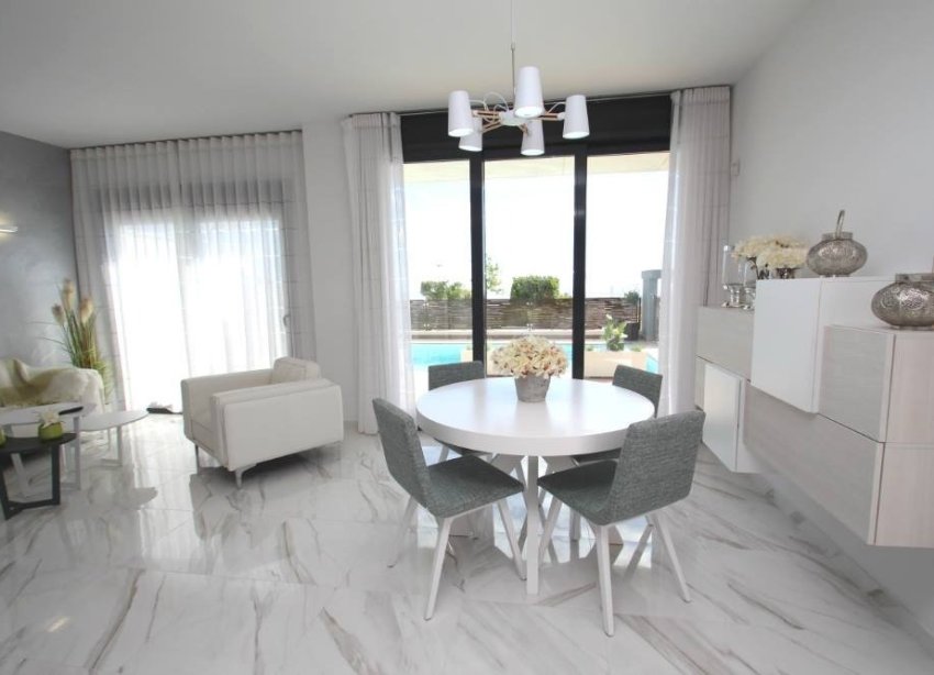 Obra nueva - Villa - Orihuela Costa - Campoamor