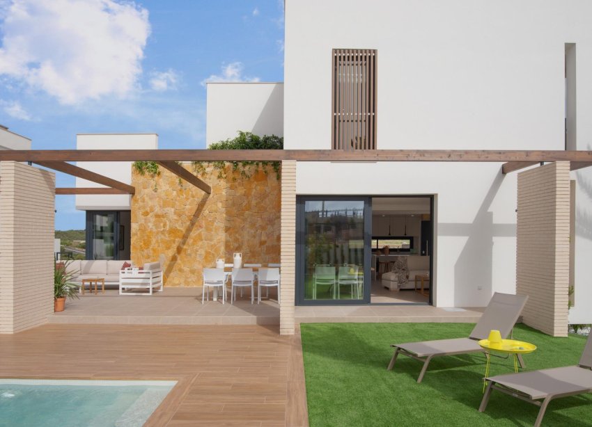 Obra nueva - Villa - Orihuela Costa - Campoamor