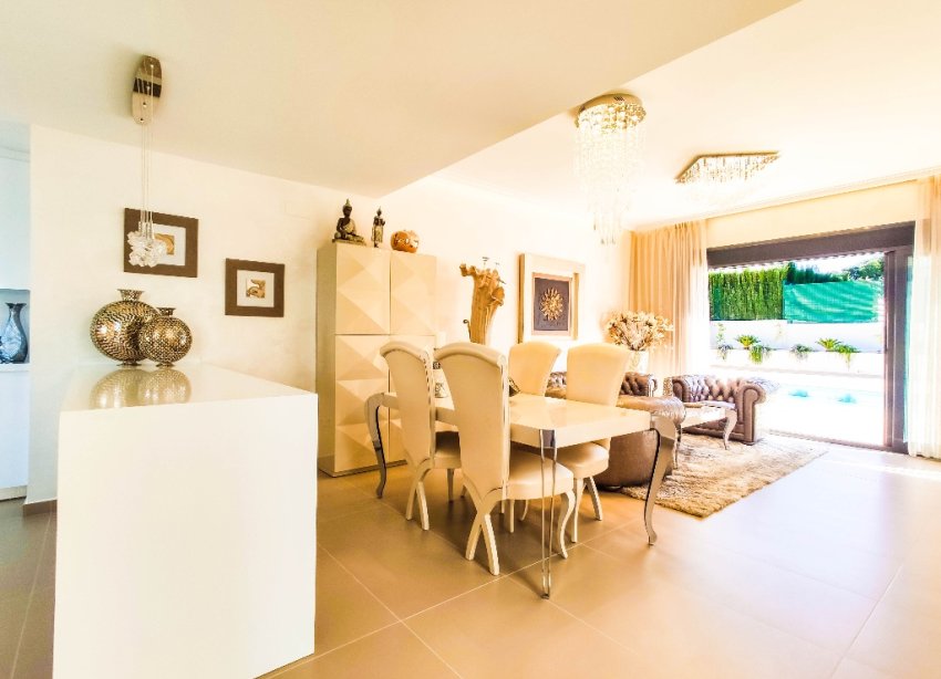 Obra nueva - Villa - Orihuela Costa - Dehesa De Campoamor