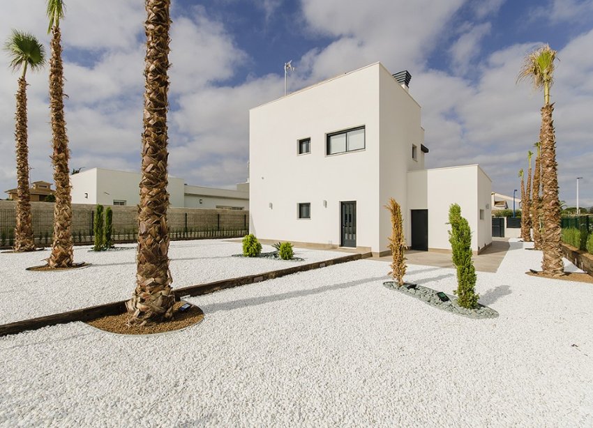 Obra nueva - Villa - Orihuela Costa - Dehesa De Campoamor