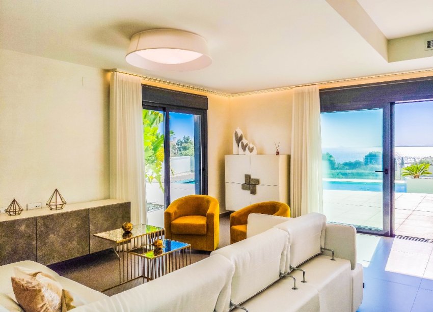 Obra nueva - Villa - Orihuela Costa - Dehesa De Campoamor