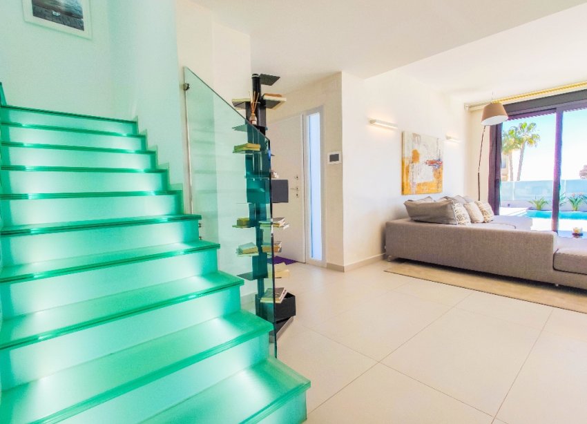 Obra nueva - Villa - Orihuela Costa - Dehesa De Campoamor