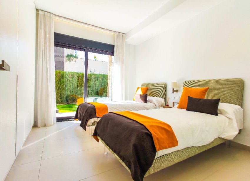 Obra nueva - Villa - Orihuela Costa - Dehesa De Campoamor