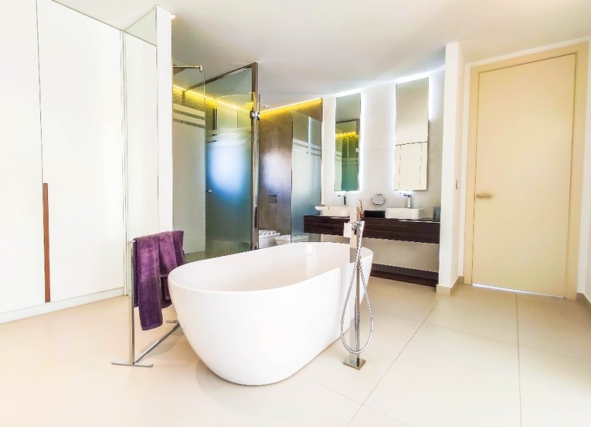 Obra nueva - Villa - Orihuela Costa - Dehesa De Campoamor