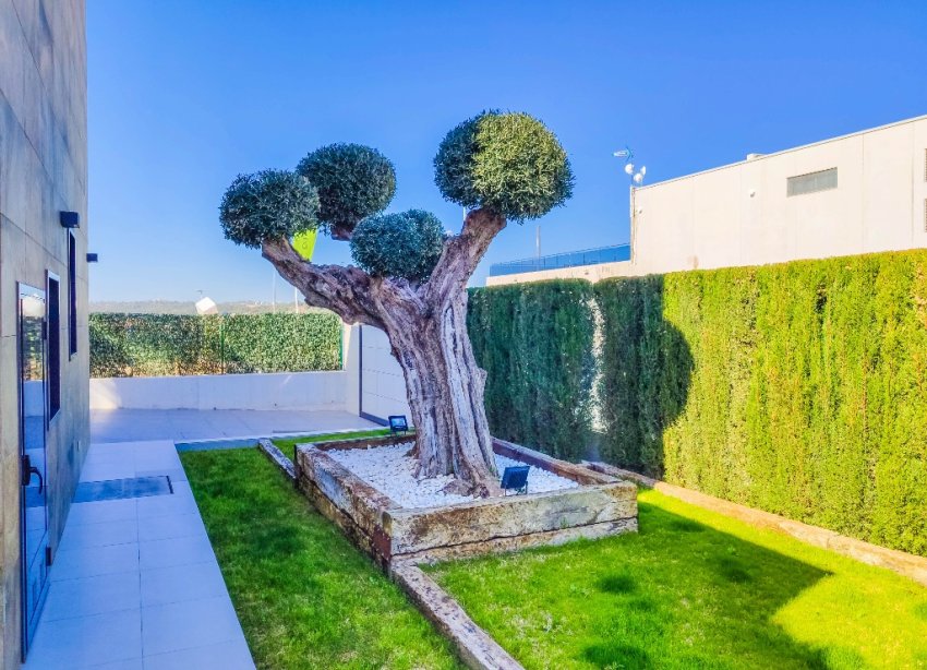 Obra nueva - Villa - Orihuela Costa - Dehesa De Campoamor