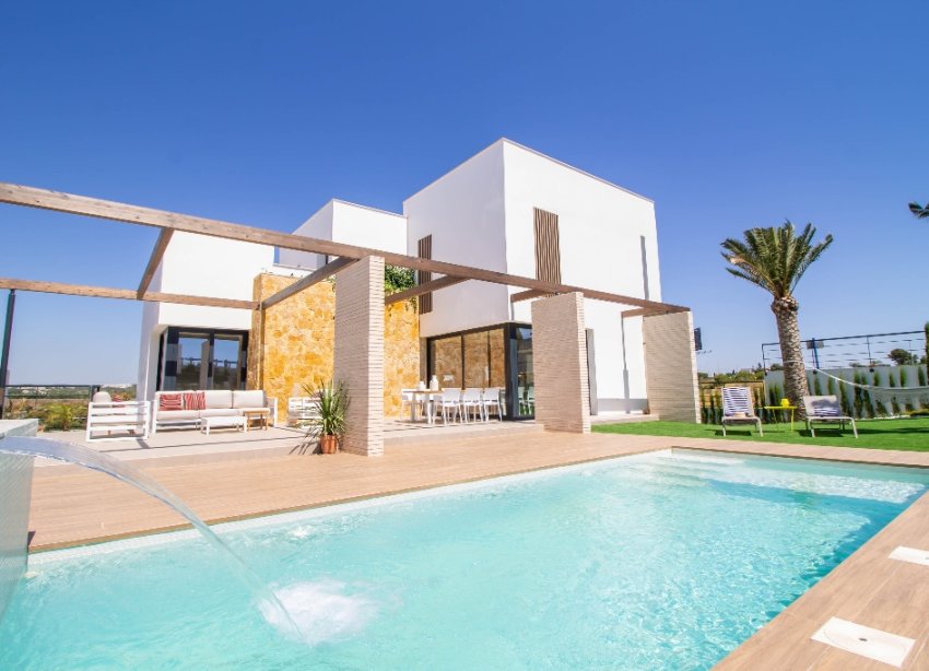 Obra nueva - Villa - Orihuela Costa - Dehesa De Campoamor