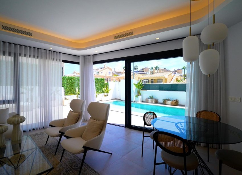 Obra nueva - Villa - Orihuela Costa - Los Altos