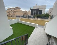 Obra nueva - Villa - Orihuela Costa - PAU 26