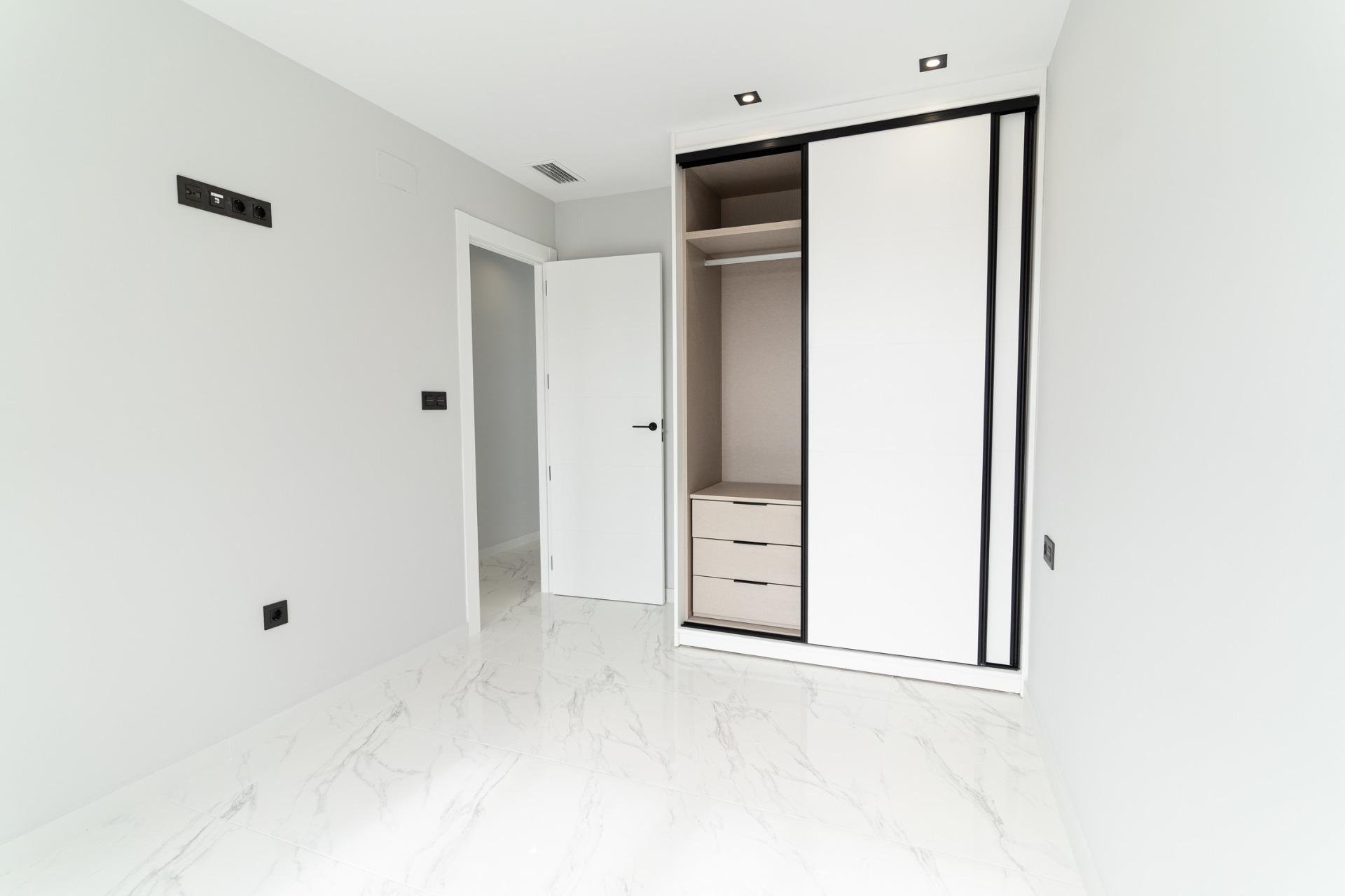 Obra nueva - Villa - Orihuela Costa - Punta Prima