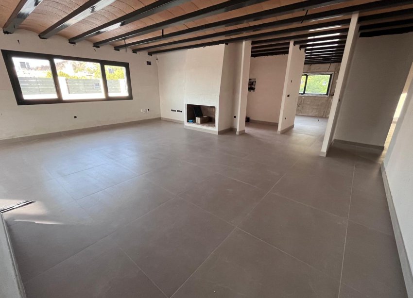 Obra nueva - Villa - Penàguila