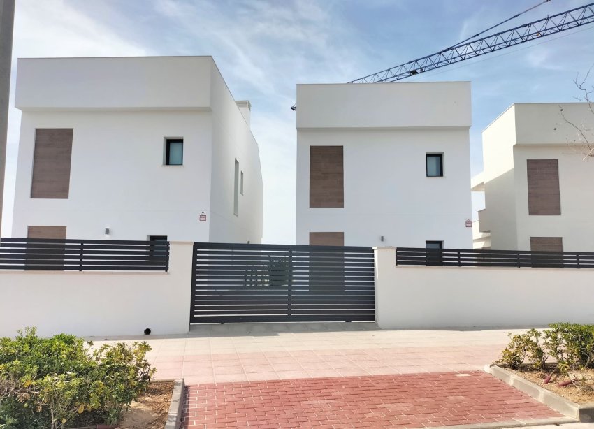 Obra nueva - Villa - Pilar de la Horadada - Lo Romero Golf