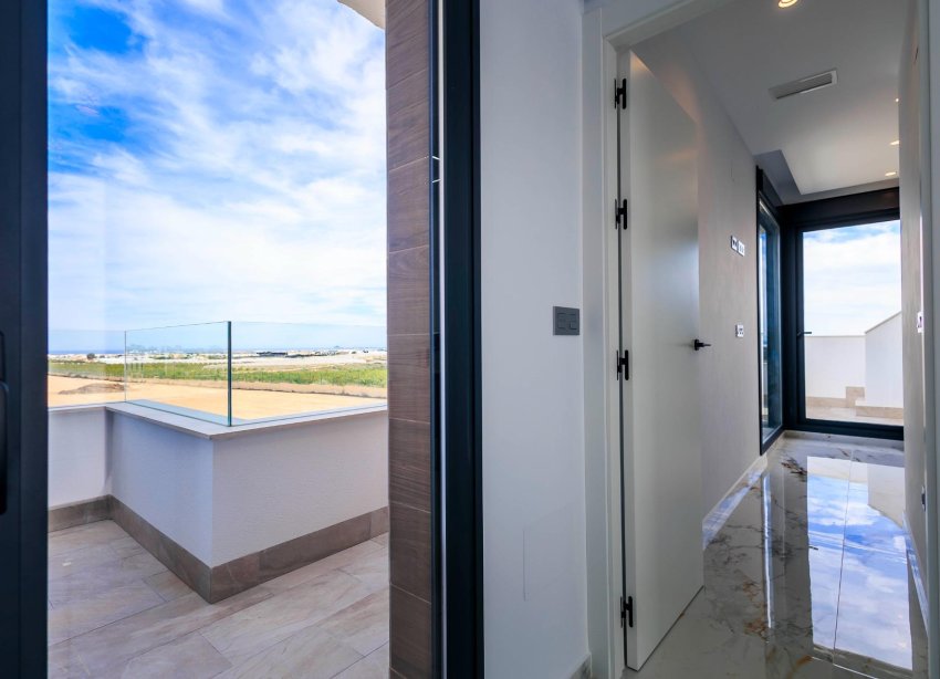 Obra nueva - Villa - Pilar de la Horadada