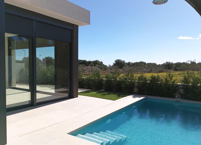 Obra nueva - Villa - Pilar de la Horadada
