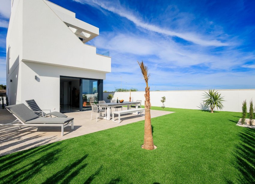 Obra nueva - Villa - Pilar de la Horadada