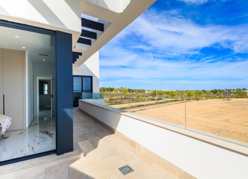 Obra nueva - Villa - Pilar de la Horadada