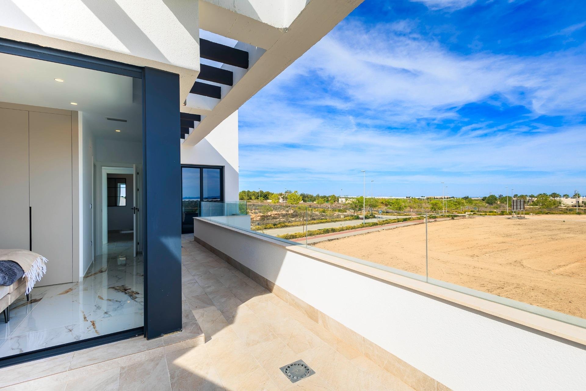 Obra nueva - Villa - Pilar de la Horadada
