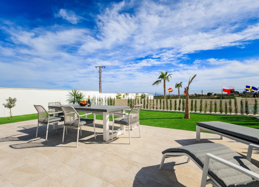 Obra nueva - Villa - Pilar de la Horadada