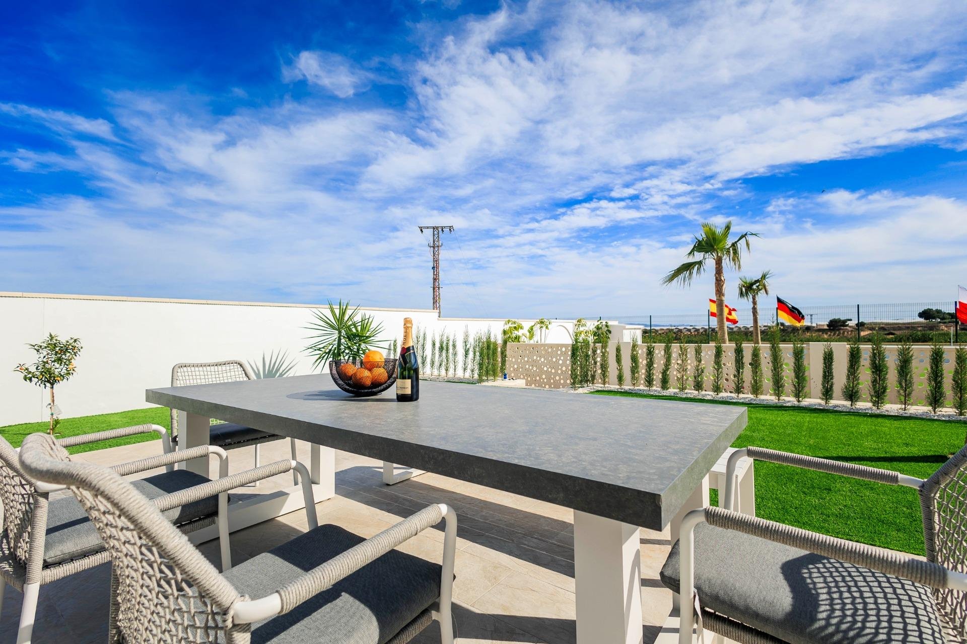 Obra nueva - Villa - Pilar de la Horadada