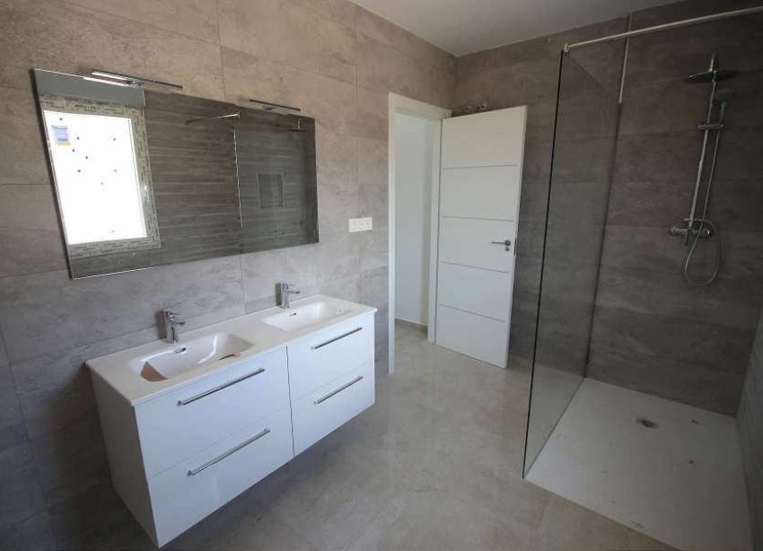 Obra nueva - Villa - Pinoso - Camino Del Prado