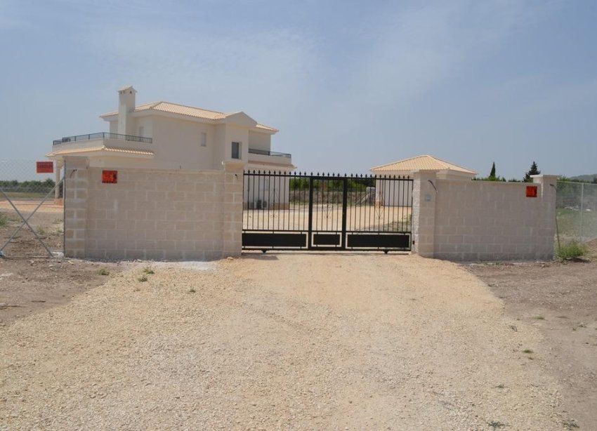 Obra nueva - Villa - Pinoso