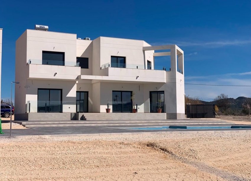 Obra nueva - Villa - Pinoso