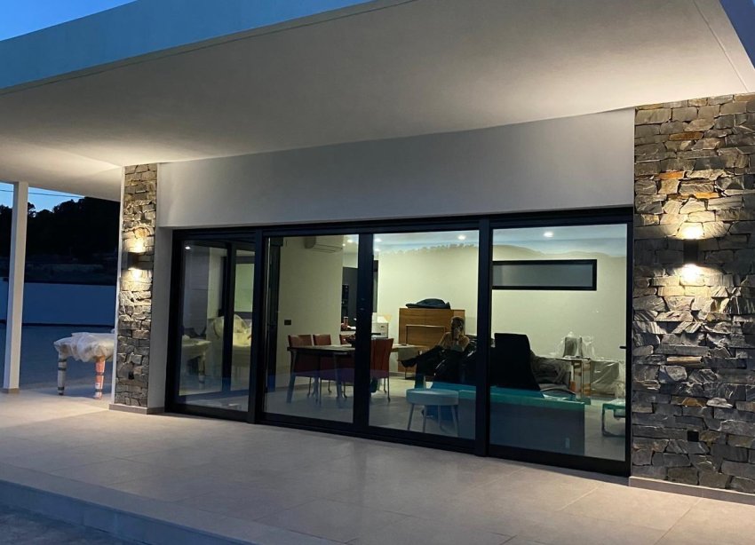 Obra nueva - Villa - Pinoso