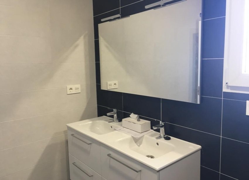 Obra nueva - Villa - Pinoso