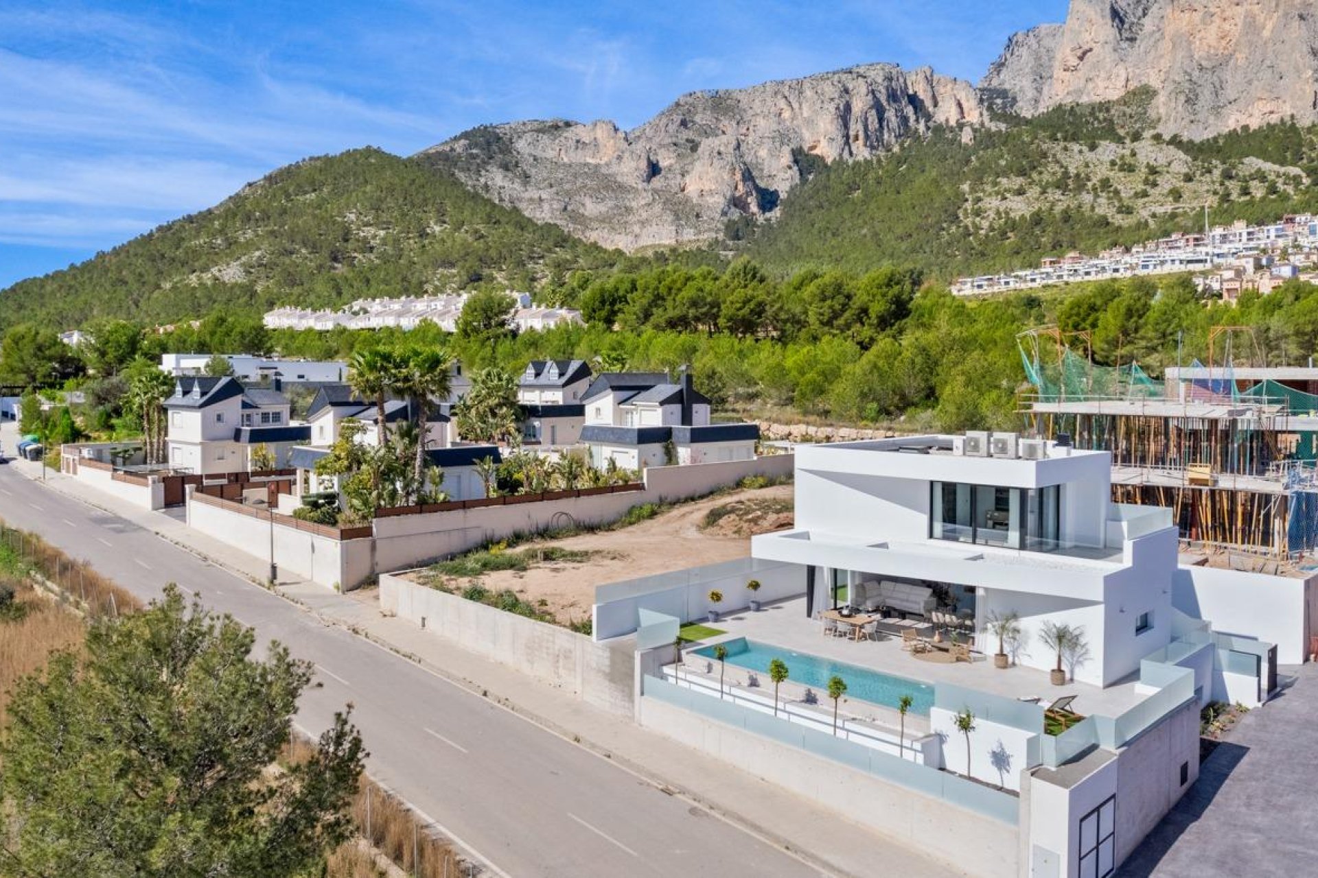 Obra nueva - Villa - Polop - Urbanizaciones