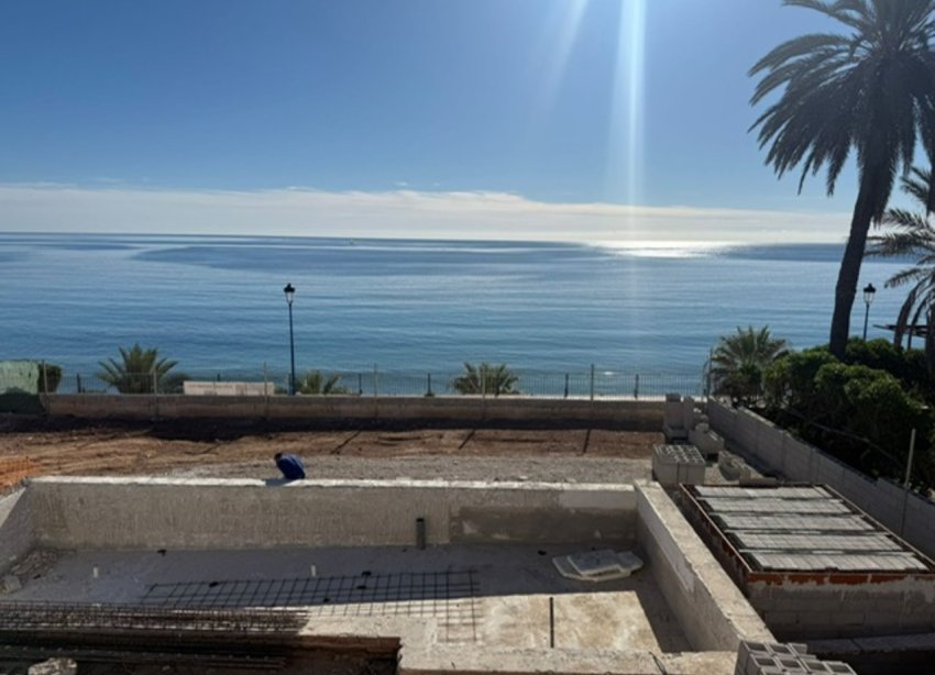 Obra nueva - Villa - Punta Prima