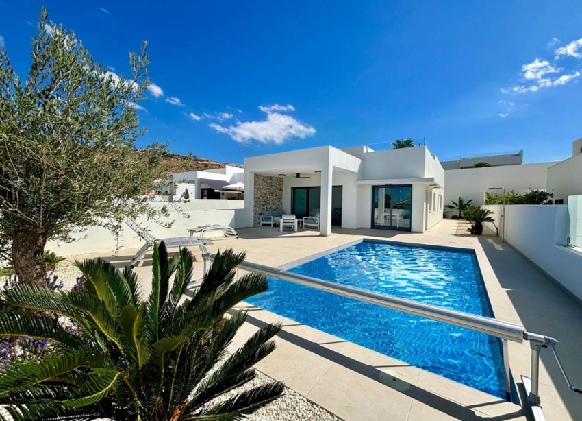 Obra nueva - Villa - Rojales