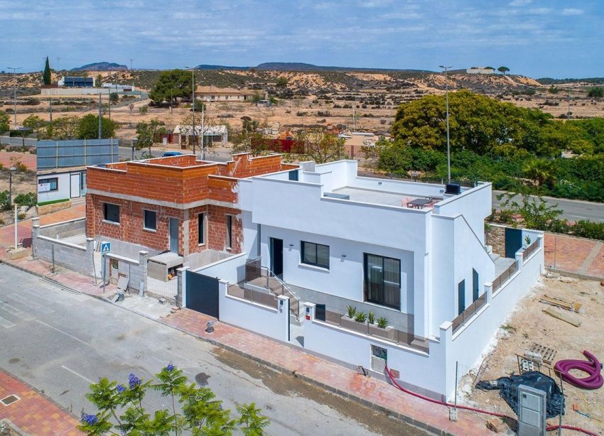 Obra nueva - Villa - Sucina