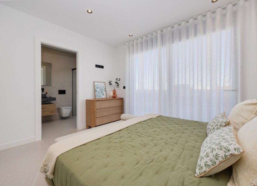 Obra nueva - Villa - Torrevieja - Aguas Nuevas