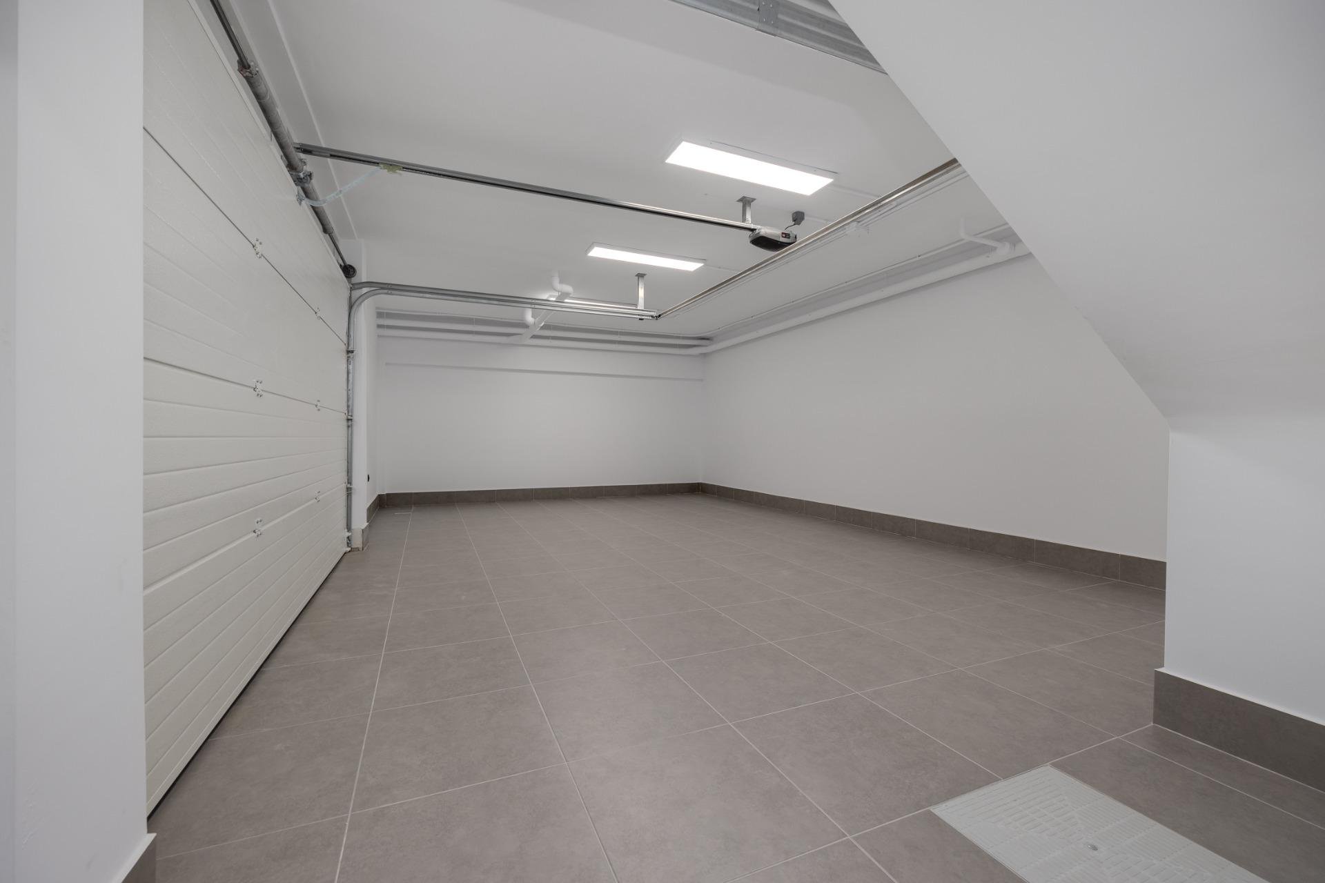 Obra nueva - Villa - Torrevieja - Aguas Nuevas