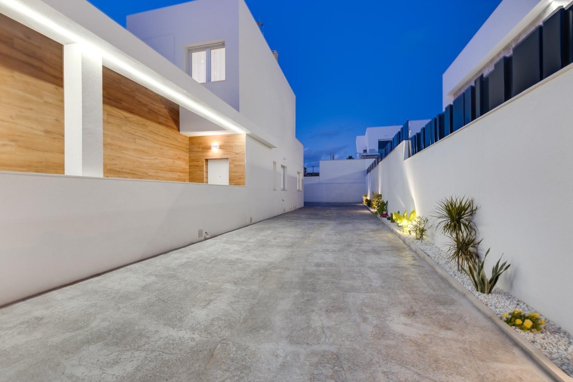 Obra nueva - Villa - Torrevieja - Aguas Nuevas
