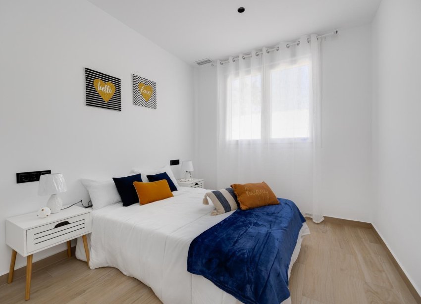 Obra nueva - Villa - Torrevieja - Aguas Nuevas