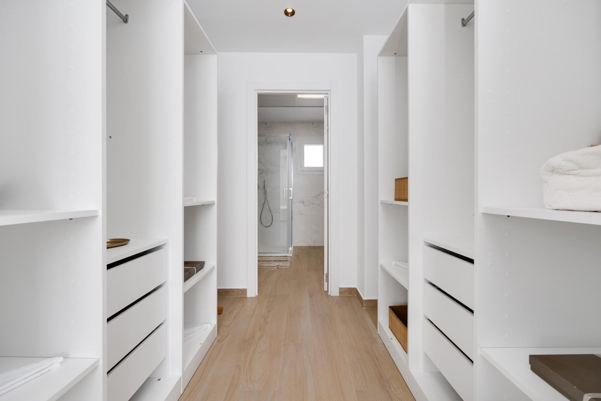 Obra nueva - Villa - Torrevieja - Aguas Nuevas