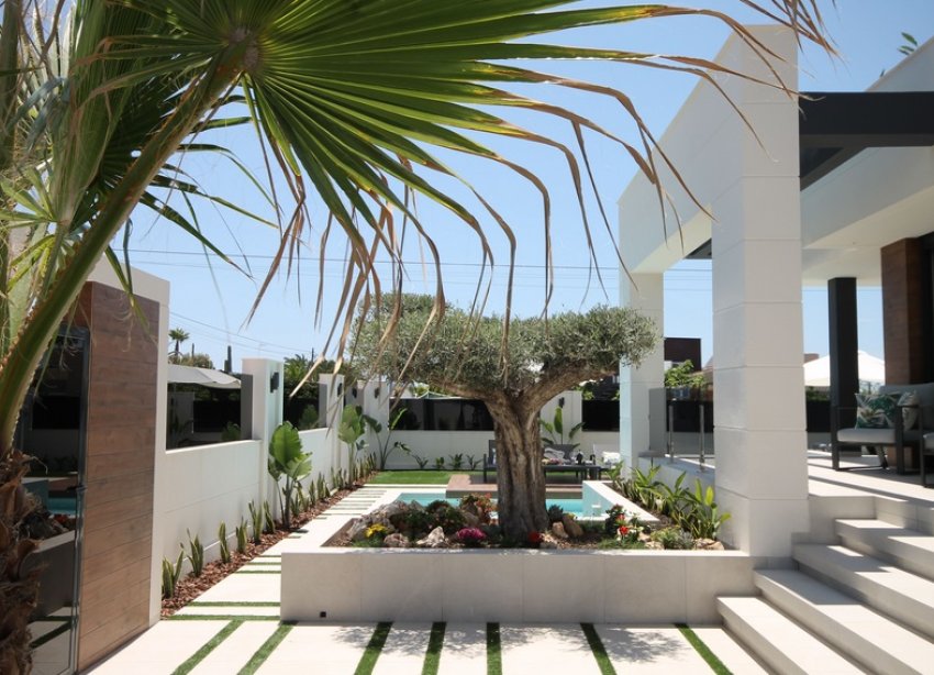 Obra nueva - Villa - Torrevieja - El Chaparal