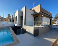 Obra nueva - Villa - Torrevieja - La Mata Pueblo