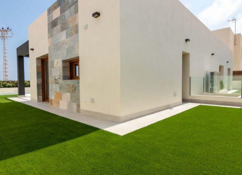 Obra nueva - Villa - Torrevieja - Los Altos