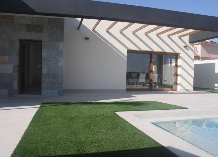 Obra nueva - Villa - Torrevieja - Los Altos