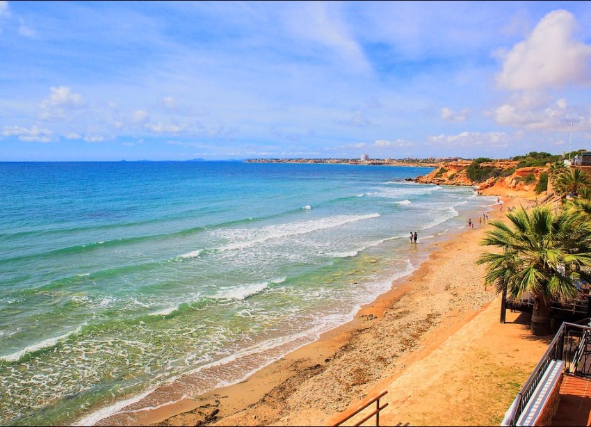 Obra nueva - Villa - Torrevieja - Los Altos